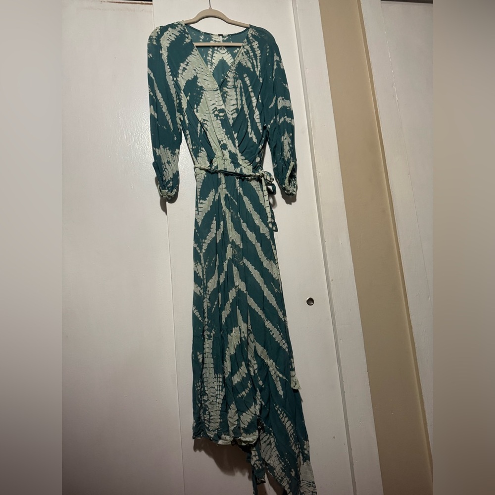 Young Fabulous & Broke Jillian Faux Wrap Dress 👗